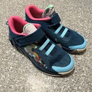 New girls size 3 NIB PS Nike Giannis Immortality 2 SE Stretch  Basketball Shoes